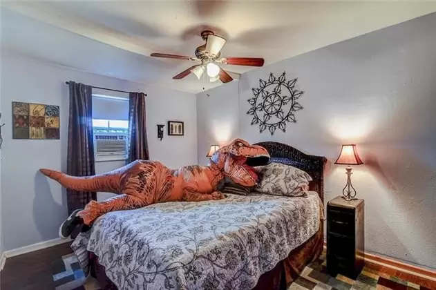 silly zillow real estate listing photo